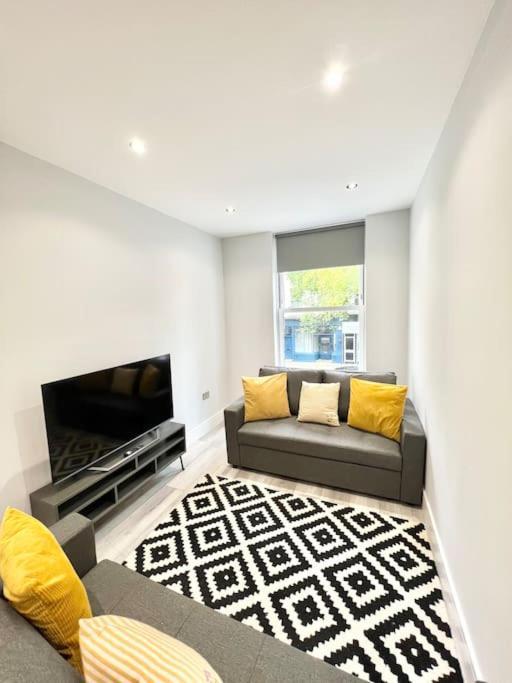 Wow Abbey Road Apartment - Sleeps Up To 8 London Exterior photo